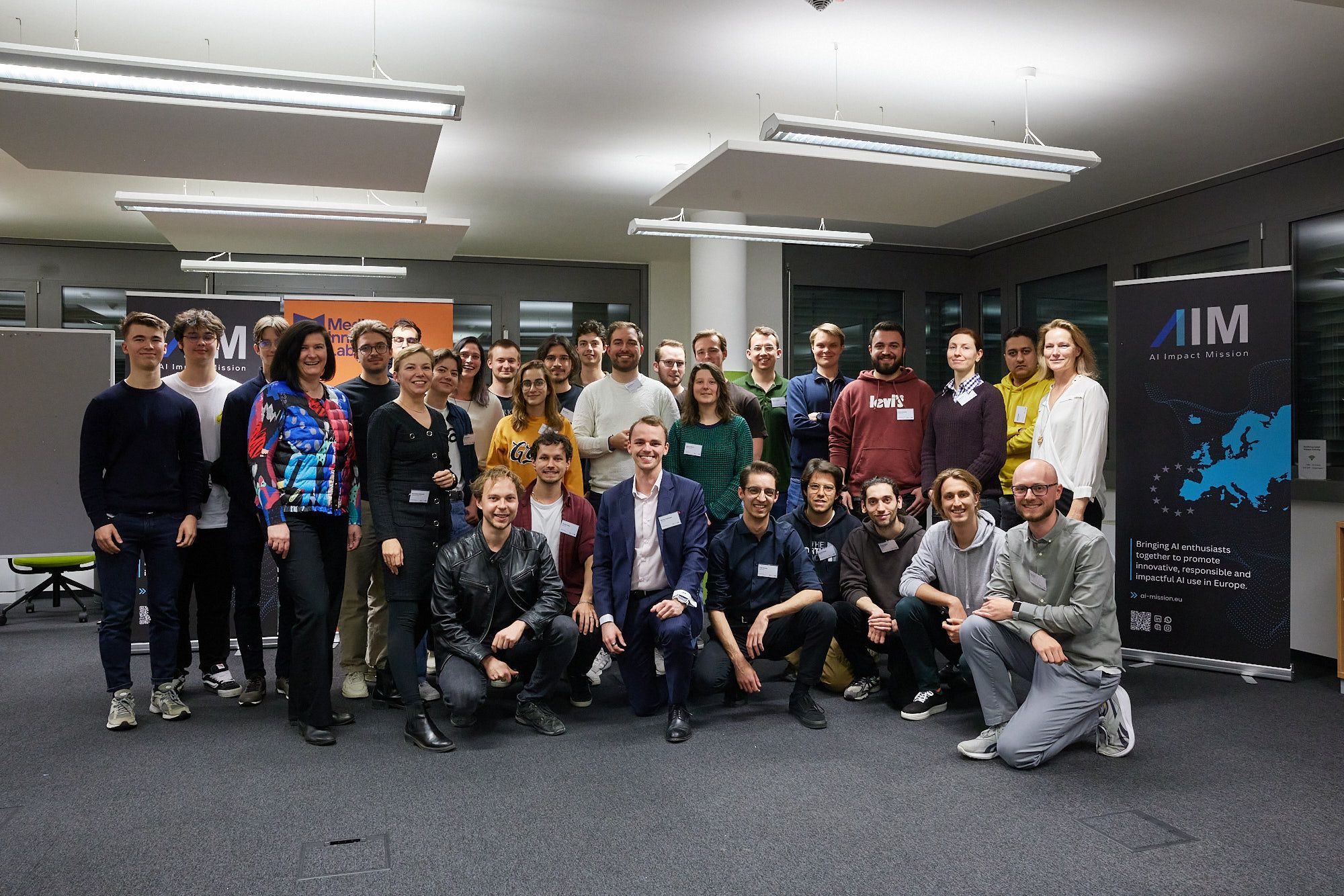 AIM Hackathon with Wiener Zeitung particpants and jury image
